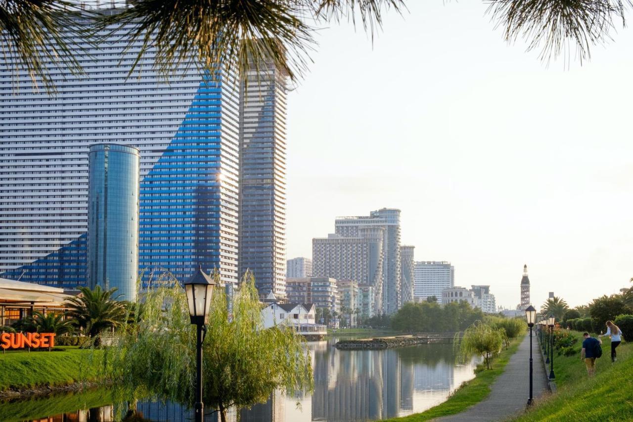 Manco Apartments Batumi Esterno foto