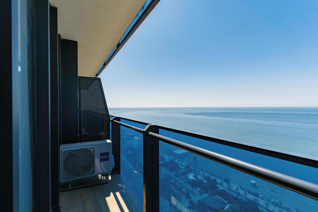 Manco Apartments Batumi Esterno foto