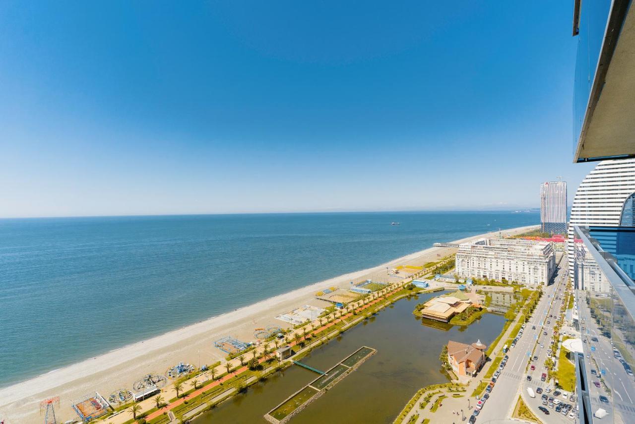 Manco Apartments Batumi Esterno foto