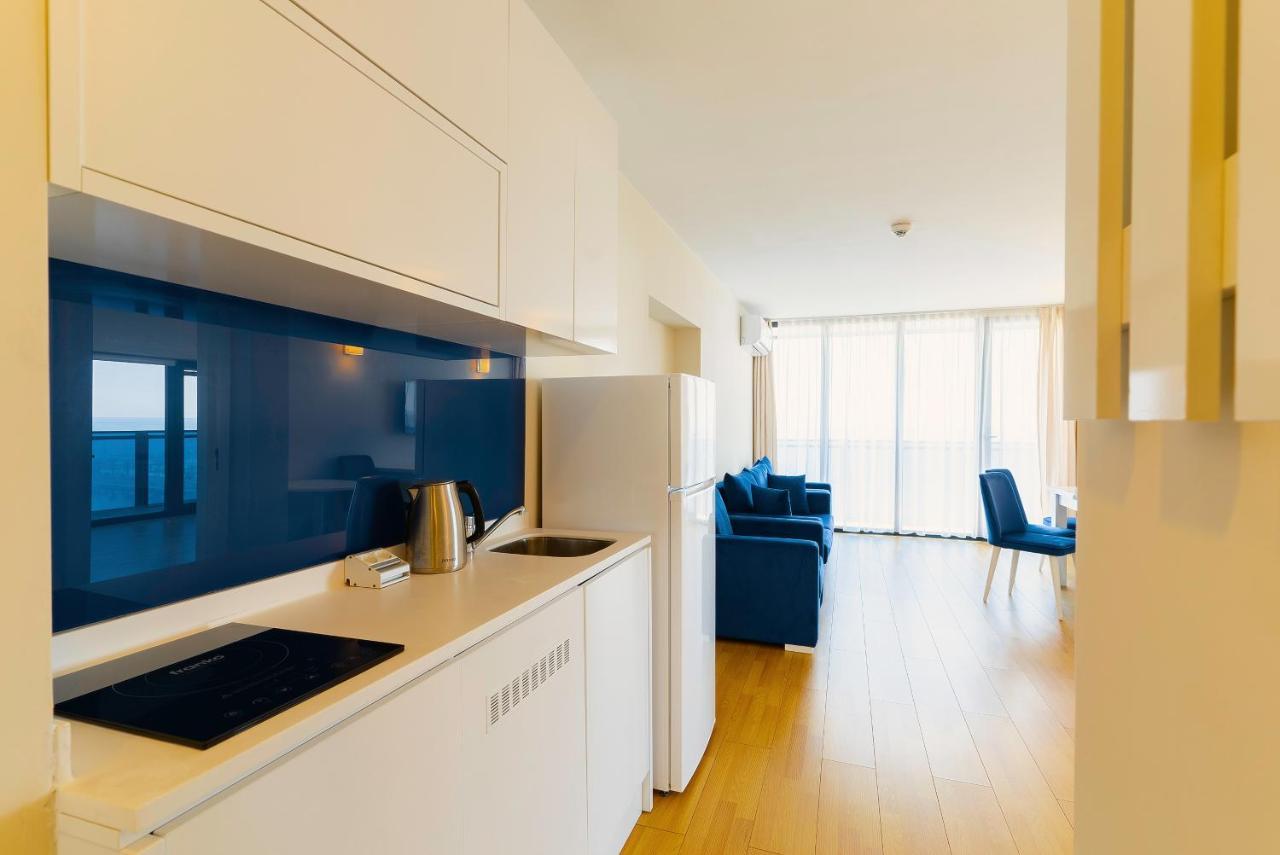 Manco Apartments Batumi Esterno foto