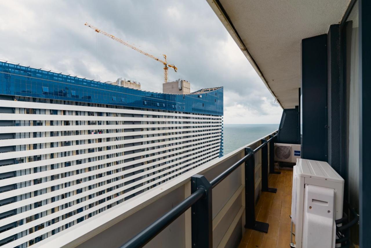 Manco Apartments Batumi Esterno foto